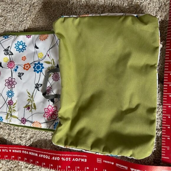 High Sierra 30" New Extra Large Pack-n-Go Duffel Pouch Travel Bag Floral Pattern - Picture 13 of 14